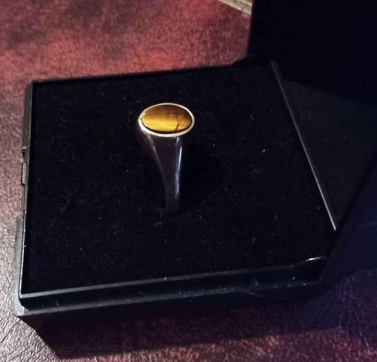 image for STERLING SILVER TIGER'S EYE RING - ONLY £25!