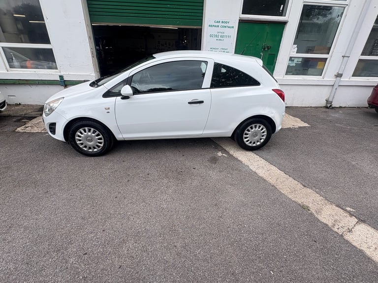 Vauxhall, CORSA, Hatchback, 2013, Manual, 998 (cc), 3 doors