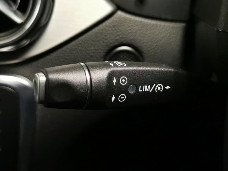 2019 Mercedes-Benz GLA GLA 180 AMG Line Edition 5dr Auto ESTATE PETROL Automatic