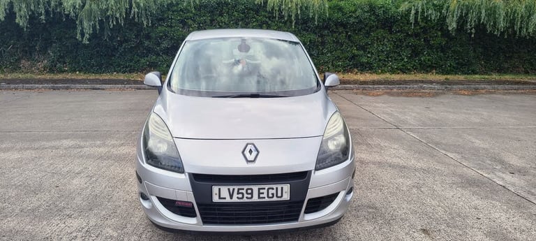 2009 Renault Scenic 1.9 dCi Dynamique 5dr MPV Diesel Manual