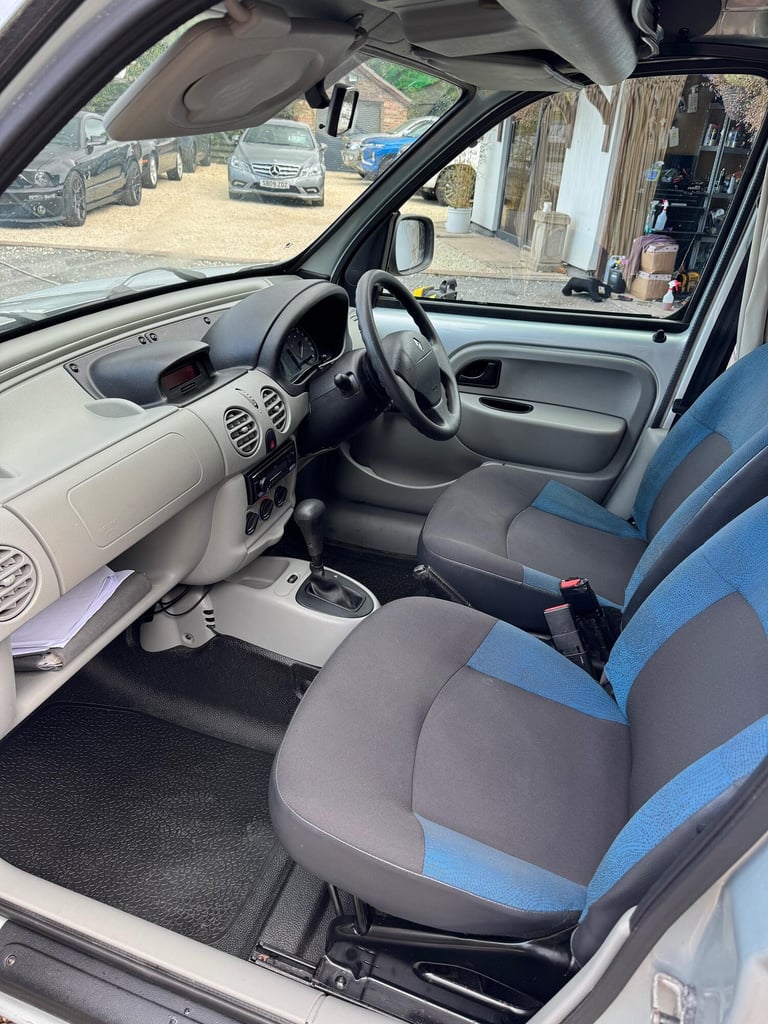 RENAULT KANGOO 1.6 16v Authentique Micro Camper Van Auto Grey Auto Petrol 2007