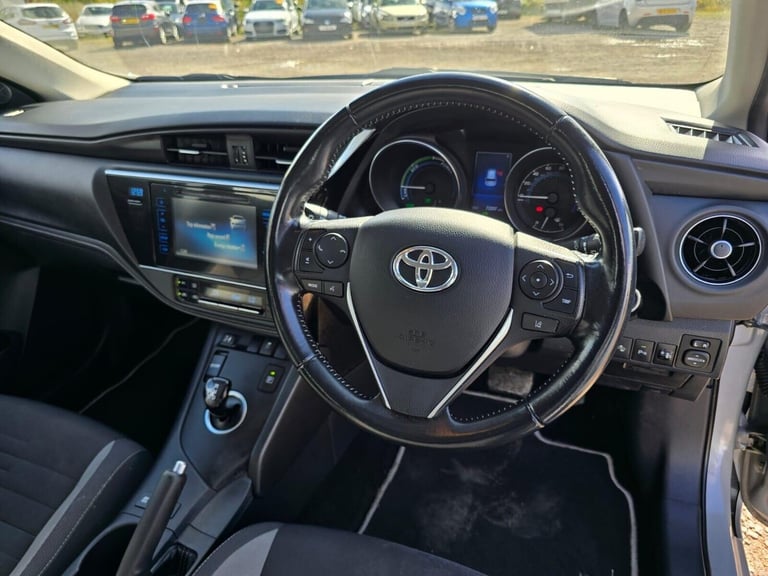 2018 Toyota Auris 1.8 VVT-h Icon CVT Euro 6 (s/s) 5dr Hatchback Hybrid Automatic