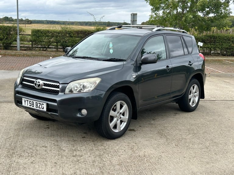 2008 58 Toyota Rav 4 2.2 D-4D XT-R 5Dr , 12mth MOT, tow bar , Sun roof etc