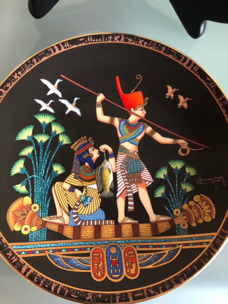 Decorative plates- The Legend of Tutumkhamun - collectible plates 