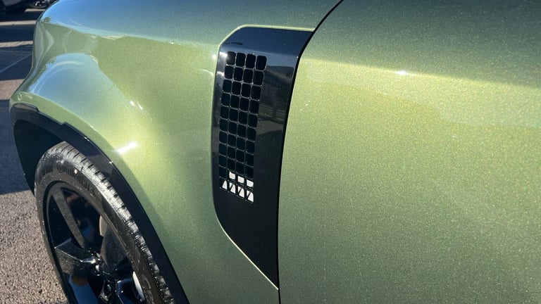 2026 Land Rover Defender 3.0 D350 X-Dynamic SE 110 (7 Seater) Diesel