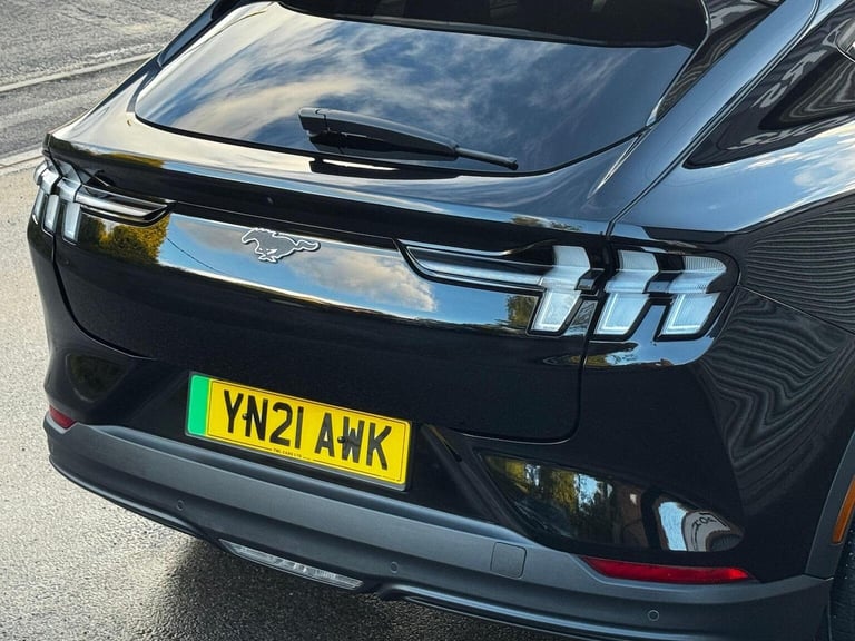 FORD MUSTANG Standard Range 70kWh 5dr 2021