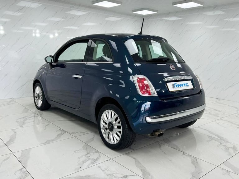 2014 Fiat 500 1.2 Lounge Hatchback 3dr Petrol Manual Euro 6 (s/s) (69 bhp) 8X SERVICES Hatchback ...