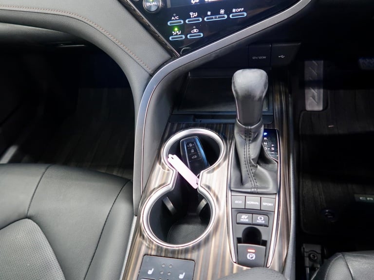 2020 Toyota Camry 2.5 VVT-h Excel CVT Euro 6 (s/s) 4dr Saloon Petrol/Electric Hybrid Automatic