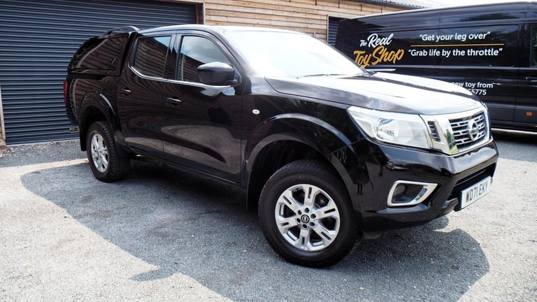  Dec 2021 71 Nissan Navara Acenta 4x4 86k ,Truckman top ,towbar ,bedliner ,nice 