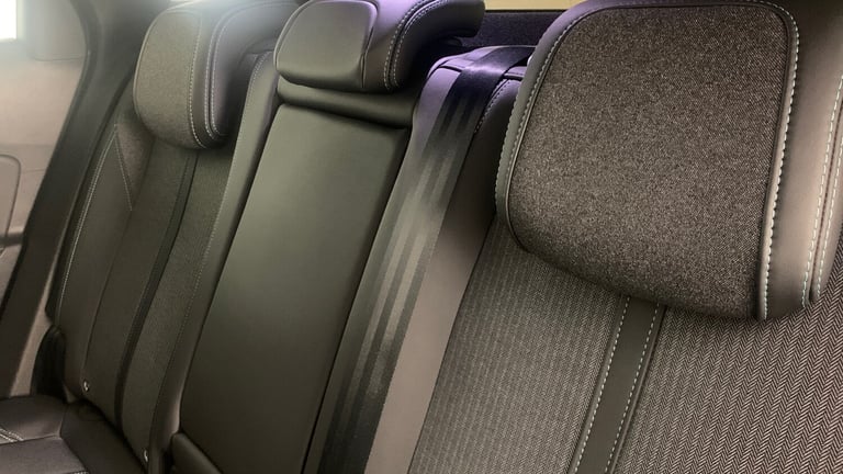 2024 Peugeot 3008 1.2 PureTech Allure SUV 5dr Petrol EAT Euro 6 (s/s) (130 ps) SUV Petrol Automatic