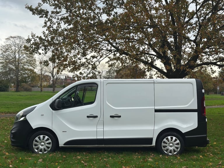 Vauxhall, VIVARO, Panel Van, 2014, Manual, 1598 (cc)