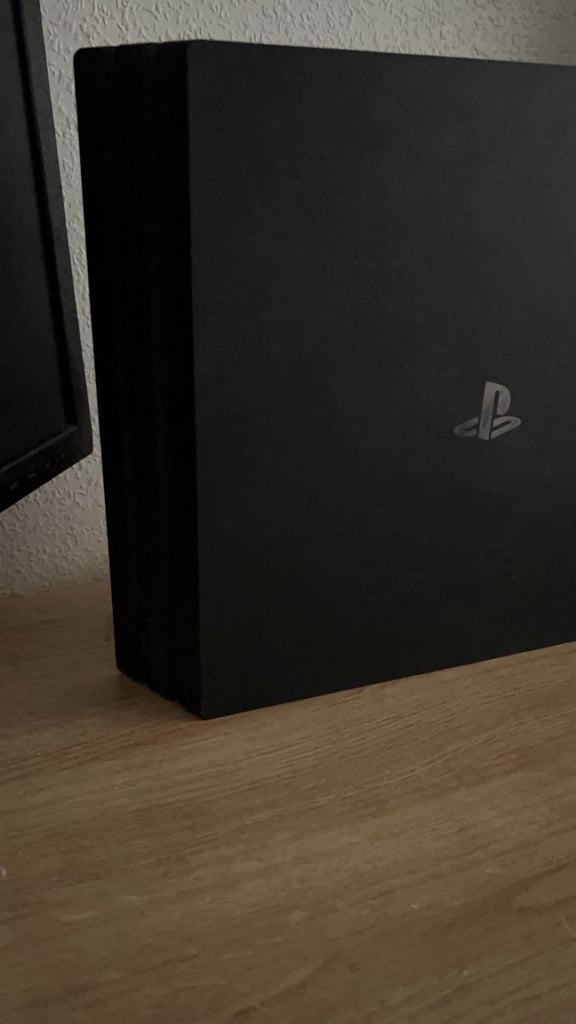 ps4 pro 1TB