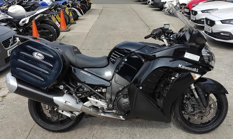 2012 12 KAWASAKI GTR1400 ZG 1400 CCF GTR 1400 HIGH SPEC GRAND TOURER FSH NEW MOT