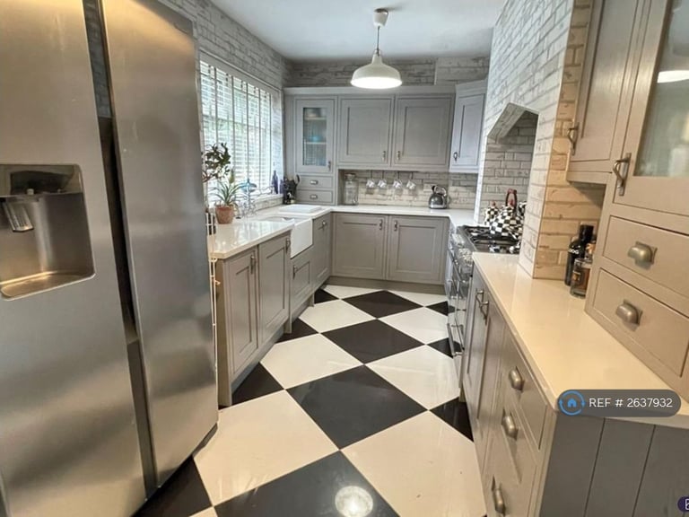 1 bedroom in Rochdale Road, Manchester, M9 (#2637932)