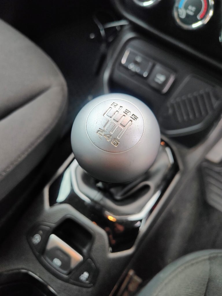 JEEP RENEGADE, NIGHT EAGLE EDITION, 1.6 DIESEL, LOW MILES, 12MONTHS MOT, SERVICE HISTORY 