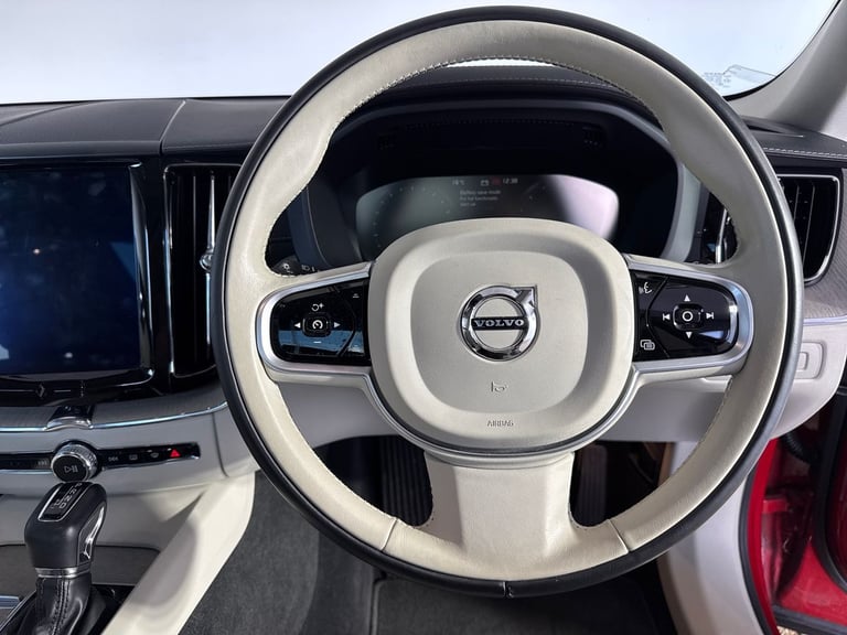 2018 Volvo XC60 2.0 D5 PowerPulse Inscription Pro 5dr AWD G tronic Estate Diesel Automatic