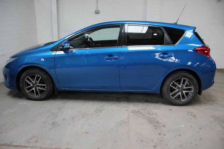 2014 Toyota Auris 1.6 V-Matic Icon Plus Euro 5 5dr HATCHBACK Petrol Manual