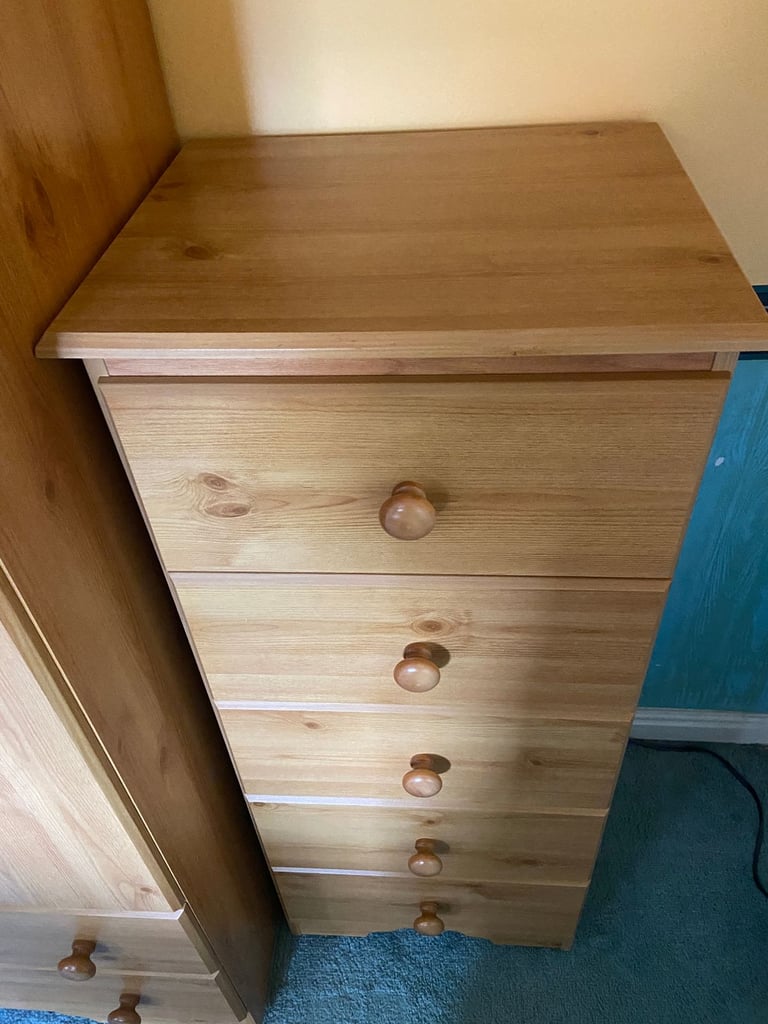 Pine Wardrobe and Chest of Drawers 