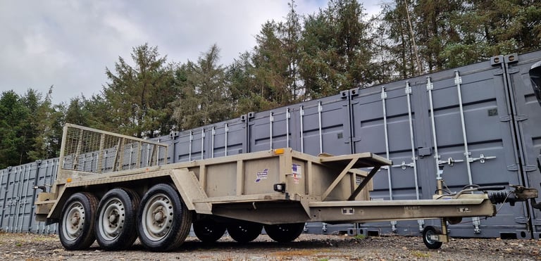 IFOR WILLIAMS PLANT TRAILER DIGGER DUMPER ROLLER MACHINE TRI AXLE GP126 BUILDER TRI AXLE