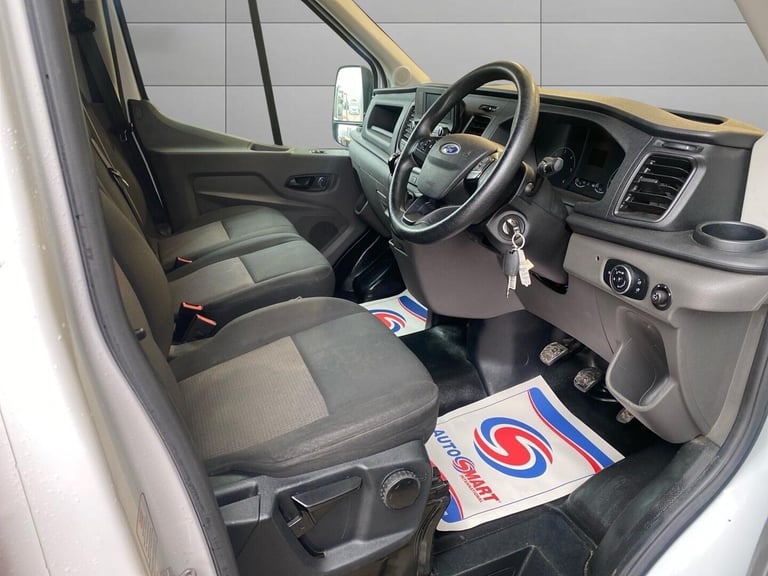 2021 Ford Transit 2.0 350 EcoBlue Trend Luton 3dr Diesel Manual RWD L4 Euro 6 (s/s) (165 ps) CHAS...
