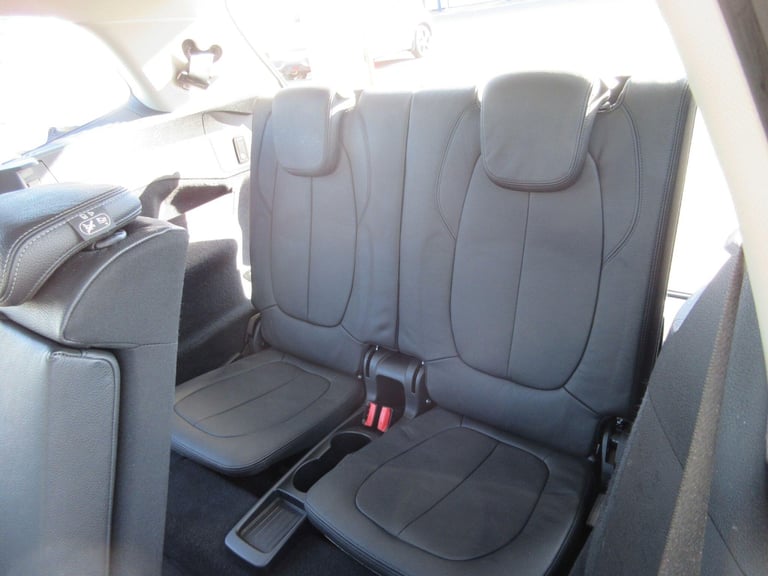 2016 BMW 2 Series Gran Tourer 220i Luxury Gran Tourer ESTATE Petrol Automatic