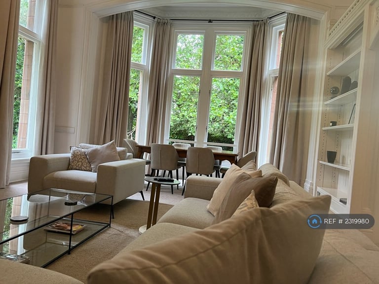 2 bedroom flat in Liverpool, Liverpool, L17 (2 bed) (#2319980)
