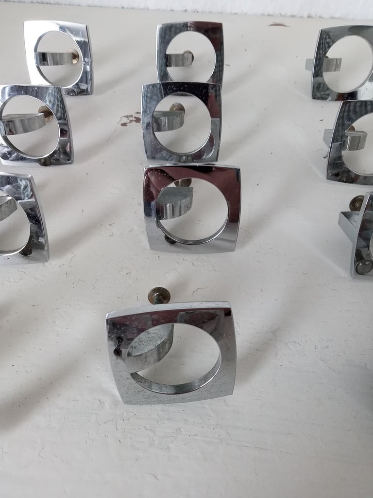 1970's Vintage Wardrobe Door Handles/knobs/Fitting