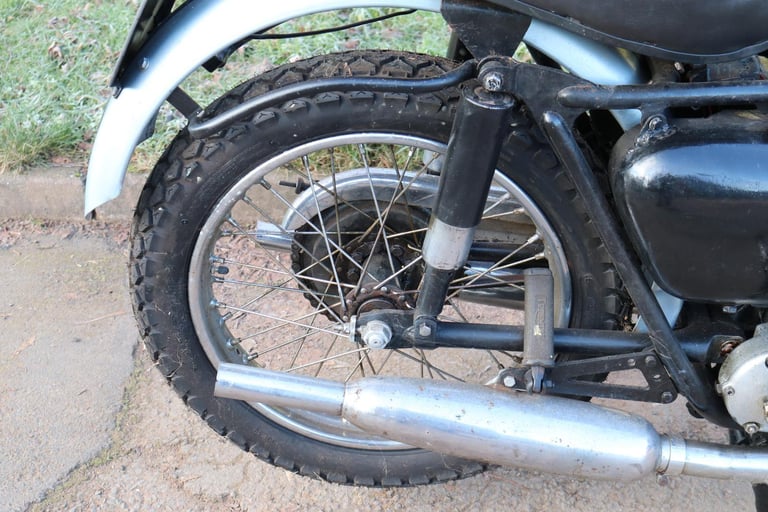 Triumph Tiger T110 1957 pretty original and pretty much untouched! 