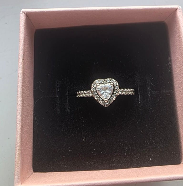 A lovley original Pandora heart shaped ring with dimonti detail it is size 