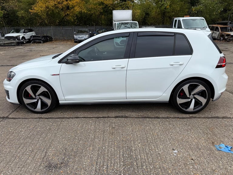 2022 Volkswagen Golf 2.0 TSI BlueMotion Tech GTI Hatchback 5dr Petrol DSG Euro 6 (s/s) (220 ps) P...