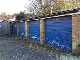 Garage/Parking/Storage: Heath Court, Heathfield Road, Croydon CR0 1EY - GATED SITE