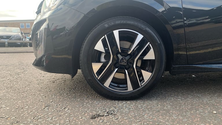 2024 Peugeot 208 1.2 PureTech Allure Hatchback 5dr Petrol Manual Euro 6 (s/s) (100 ps) Hatchback ...