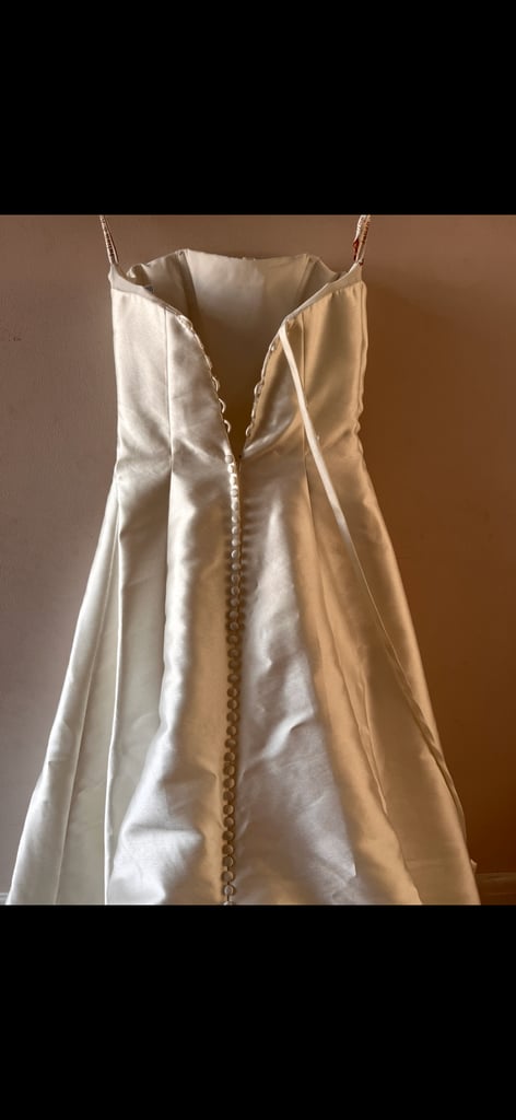 Ivory wedding dress size 10