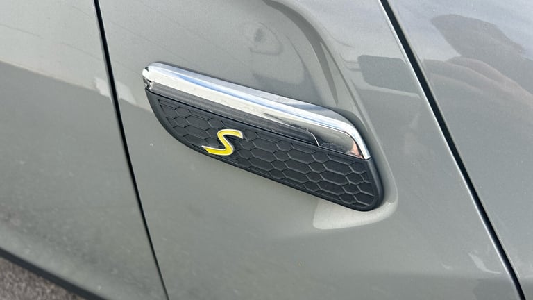 2022 MINI Hatch 135kW Cooper S Level 2 33kWh 3dr Auto Electric Hatchback Hatchback Electric Autom...