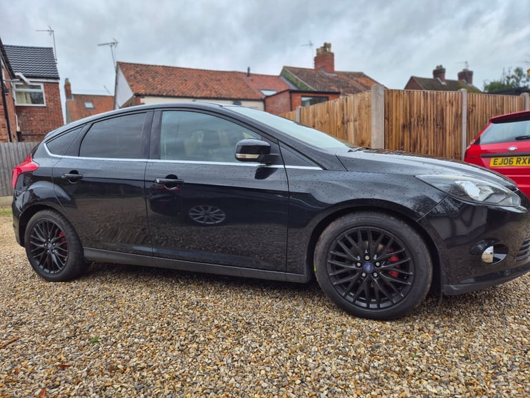 image for Ford, FOCUS, Hatchback, 2013, Manual, 1560 (cc), 5 doors