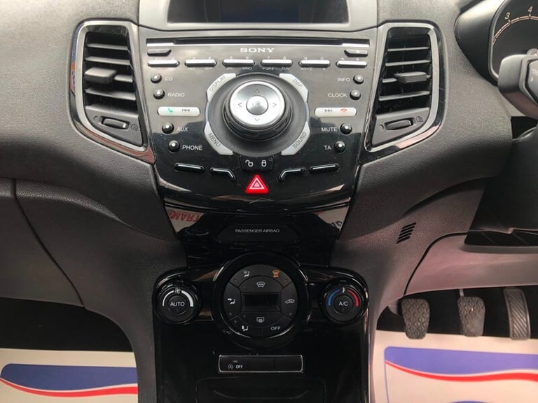 Ford Fiesta TITANIUM