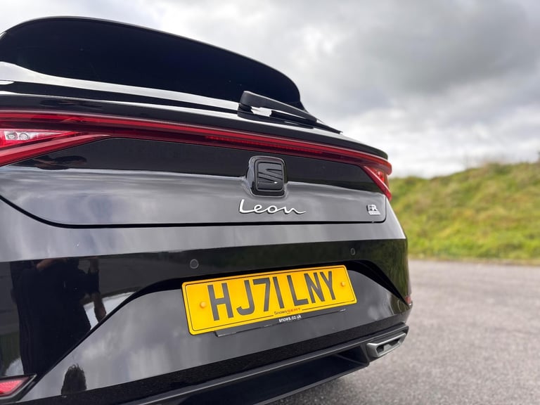 2021 SEAT Leon 1.4 eHybrid 12.8kWh FR DSG Euro 6 (s/s) 5dr HATCHBACK Petrol/Electric Hybrid Autom...