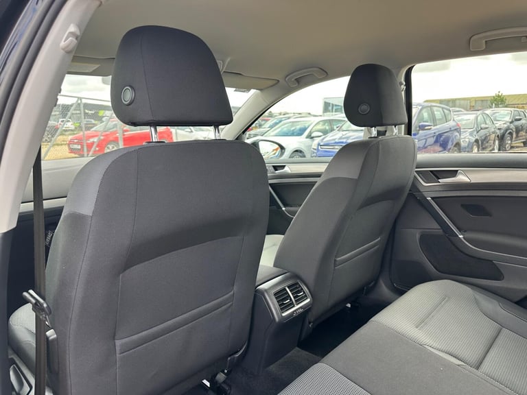 2014 Volkswagen Golf 2.0 TDI BlueMotion Tech SE Euro 5 (s/s) 5dr HATCHBACK Diesel Manual