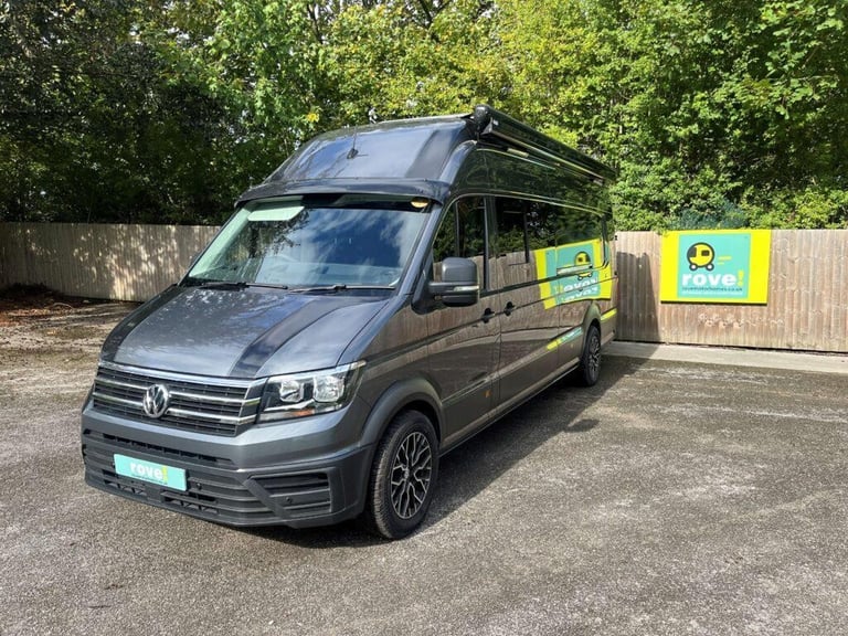 VW Crafter CR35 Trendline TDI 3 Berth 3 Belt End Garage Racevan
