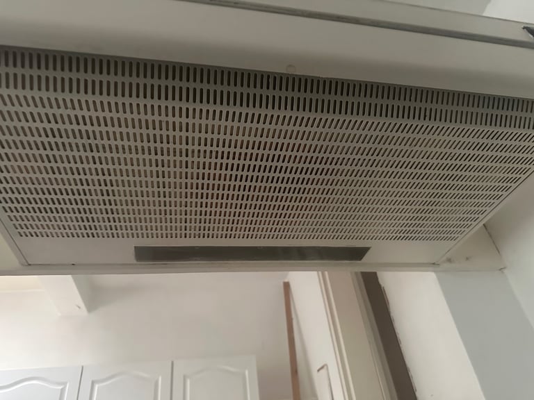 Ceiling-Mounted Kitchen Extractor Hood – 88 cm (White Metal)