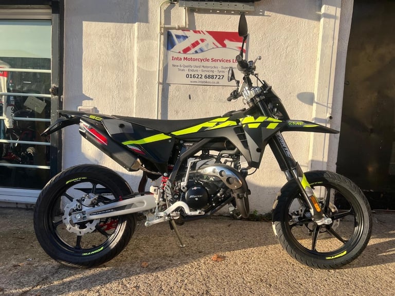 NEW FANTIC XM50 SUPERMOTO 2025 50cc