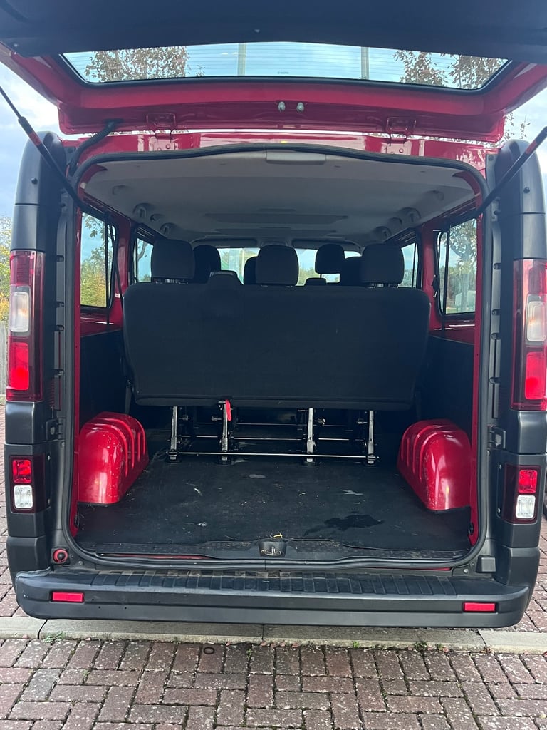 Vauxhall, VIVARO, MPV, 2018, Manual, 1598 (cc), 5 doors
