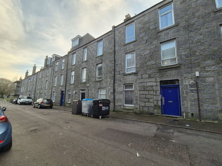 Flat for sale in AB25 catchment area