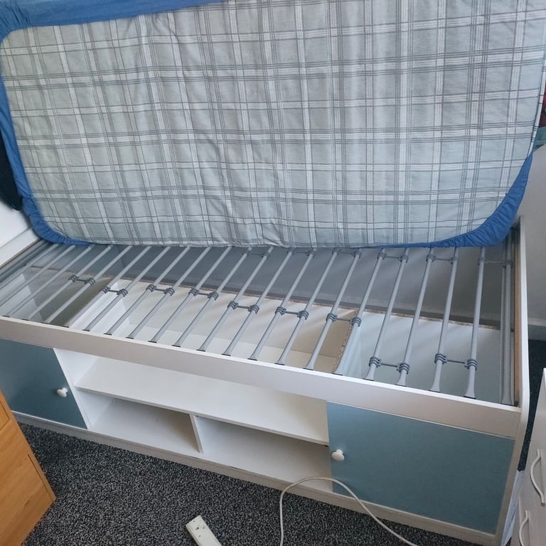 image for Single bed 
