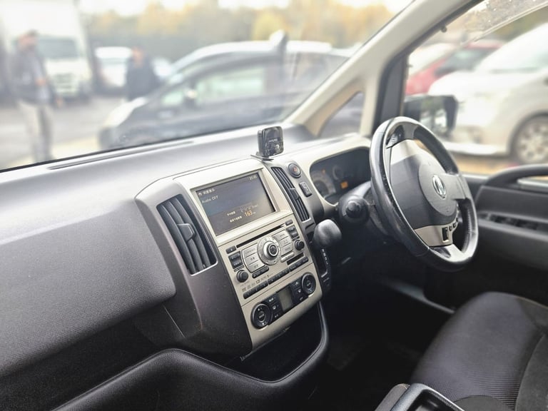 2007 Nissan serena automatic 