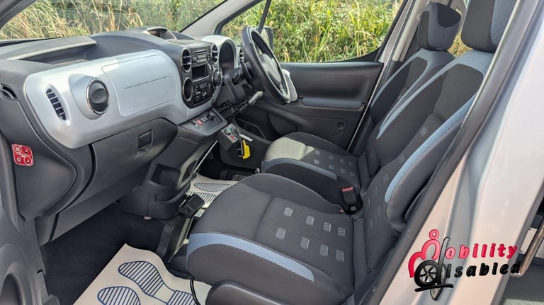 CITROEN BERLINGO 1.6 e-HDi XTR Driver Transfer &amp;/or Up Front Wheelchair Access