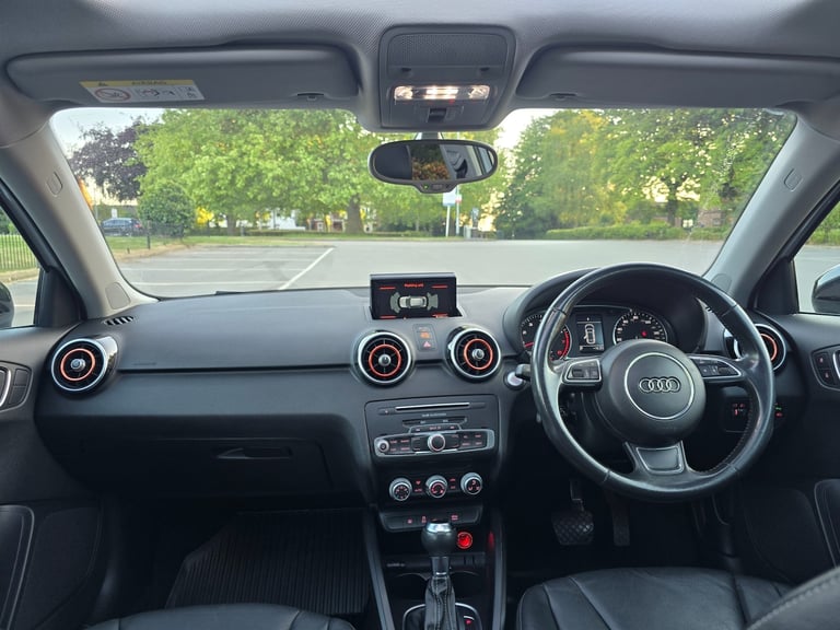 A1 1.4 TFSI SPORT AUTO S TRONIC PANORAMIC ROOF NAV LEATHER XENON 44K 