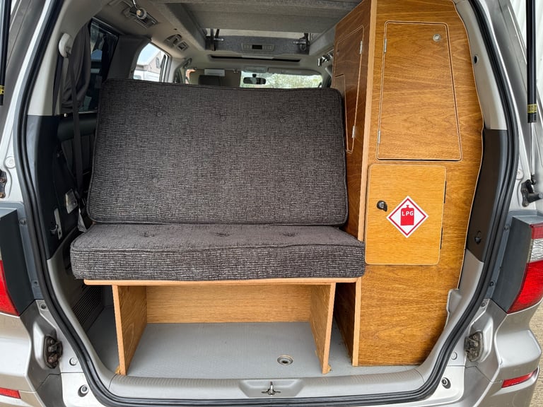 2003 (53)reg Toyota Alphard 2.4 Automatic Camper Van 4 Berth PRO Conversion