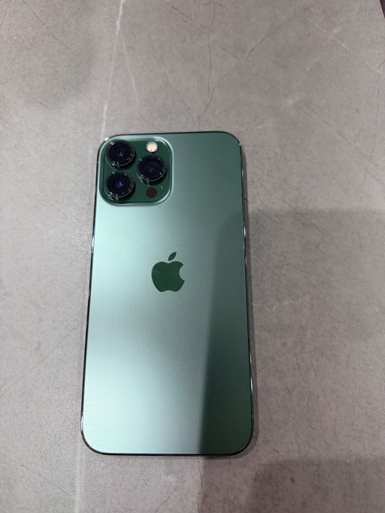 image for Apple I phone 13 pro max 128gb DAMAGED SCREEN!