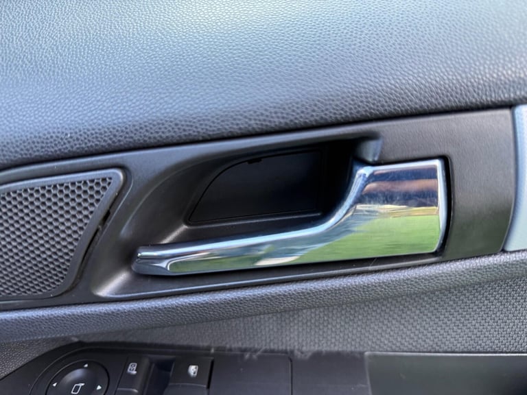 Vauxhall Zafira 1.6 Breeze Euro 4 5dr Petrol Manual - Image 41